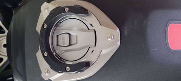 Picture of Carbon Racing grab handle cover suitable for BMW R 1200R/RS